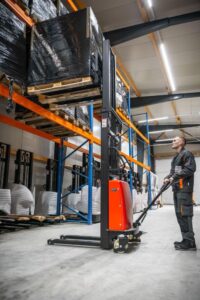 Gerbeur électrique Transpalette haute levée ECO – Bis 3500 mm Hauteur de levée - Image 5